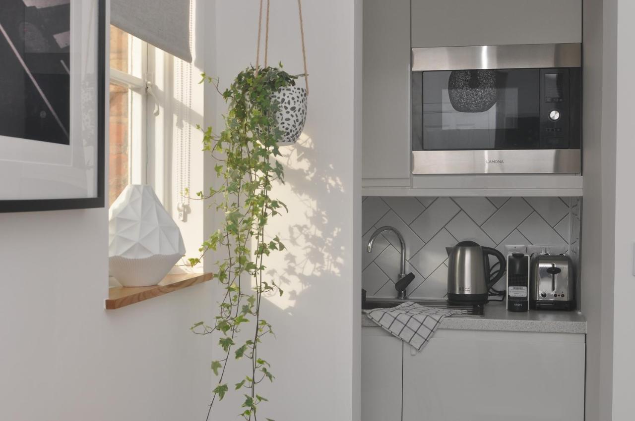 Bridge Street Apartments. Boutique Style Luxury, In The Heart Of Taunton. Luaran gambar