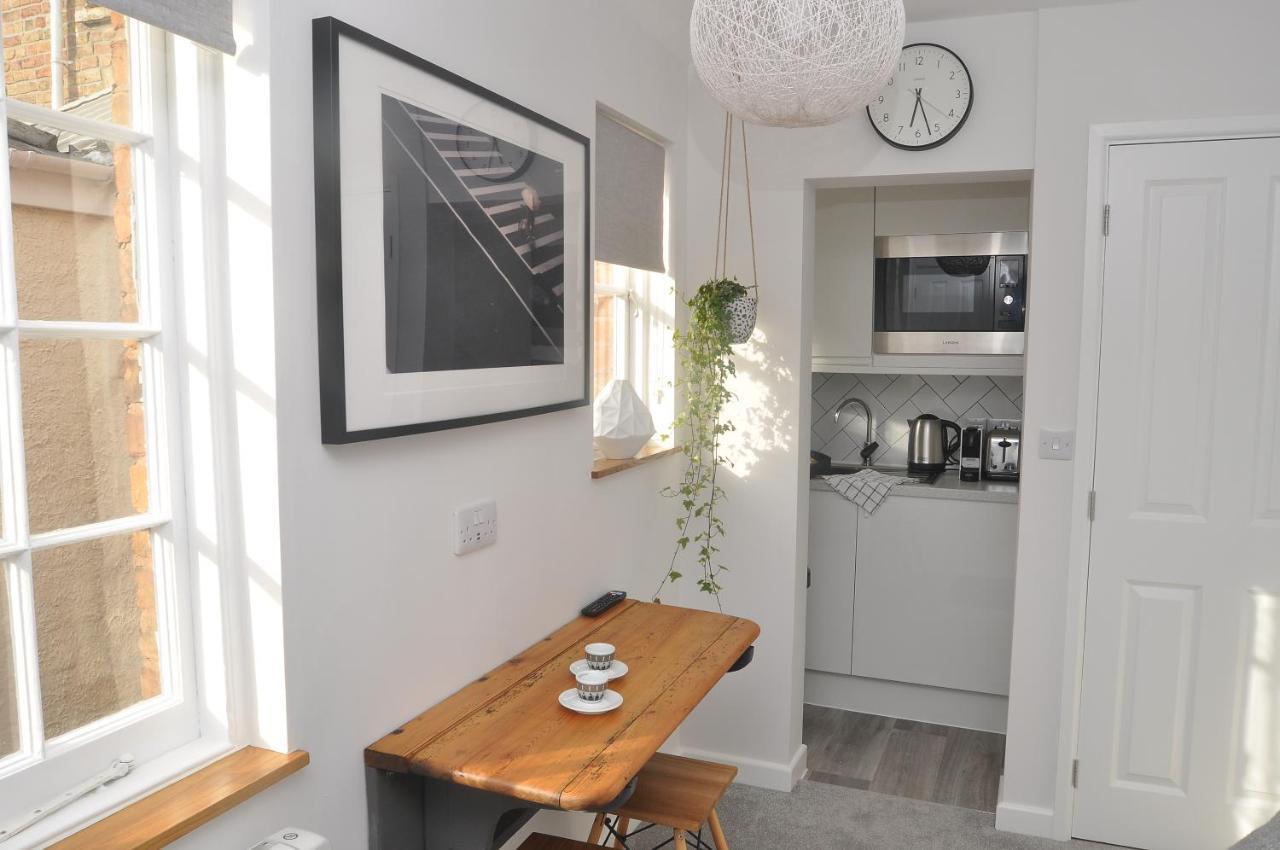 Bridge Street Apartments. Boutique Style Luxury, In The Heart Of Taunton. Luaran gambar